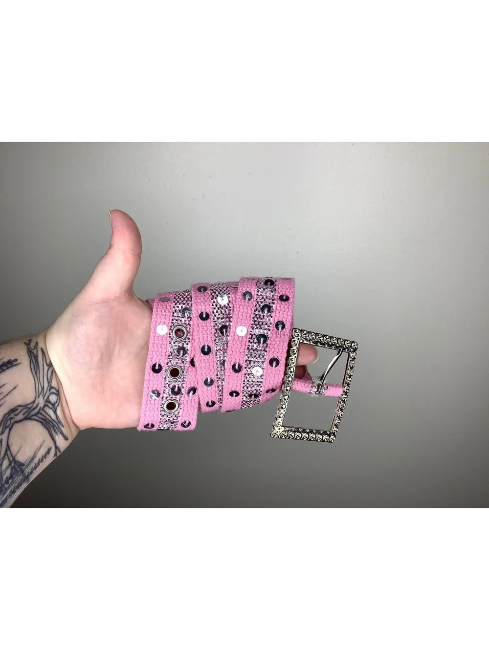 < Y2K Hot Pink Silver Sequin Embellished Adjustable Belt >